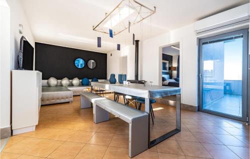 Benkovac House | Pet Friendly Home In Zagrad