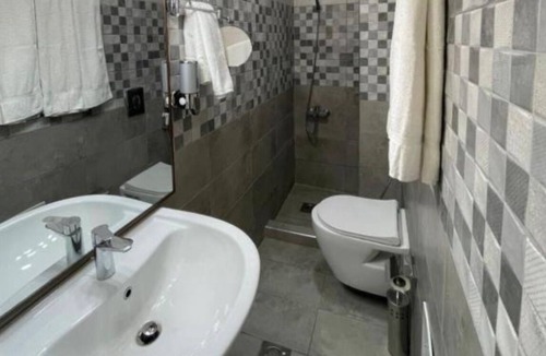 Amman Hotel | Petra Heaven Boutique - Superior Triple Room