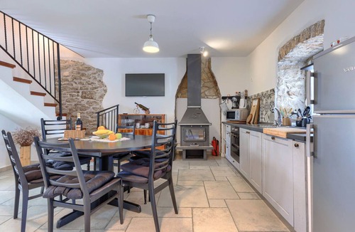 Paradiz House | Pišurinka by Interhome
