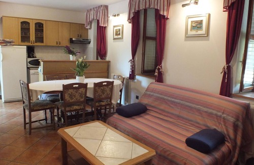 Fiorini Apartment | "Plavo More" mit Terrasse by Interhome
