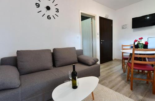 Seliste Dreznicko Apartment | Plitvi ka Lake Garden Apartment