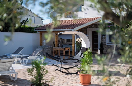 Novigrad House | Pool House Ivana Private Pool & Garden, Pridraga, Croatia