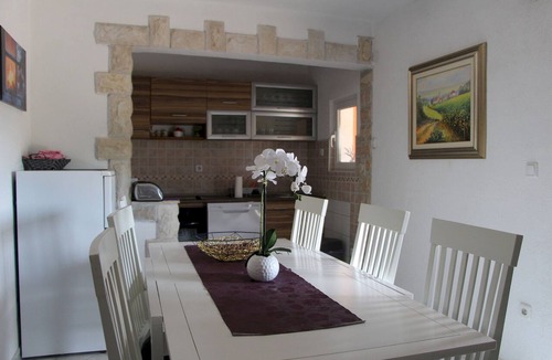 Cista Velika House | Pool & Jacuzzi Home NadaLina, Pirovac, Croatia
