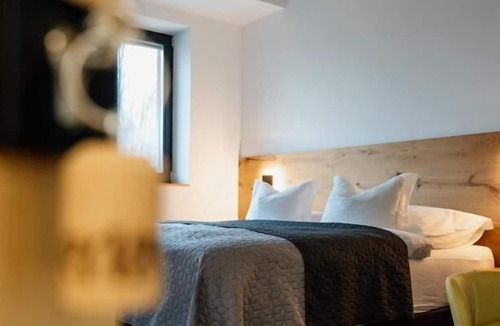 Tisina Hotel | Posestvo Gjerkeš