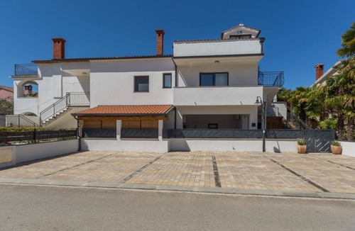 Spadici Apartment | Premium flat only 250 metres to the beach with private terrace, barbecue, WiFi
