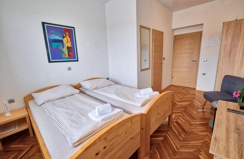 Velike Bloke House | Prenočišča Miklavčič
