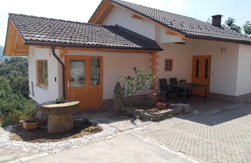 Cerklje ob Krki Apartment | Prima Apartment