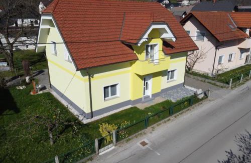 Jesenice Apartment | Primula Apartment