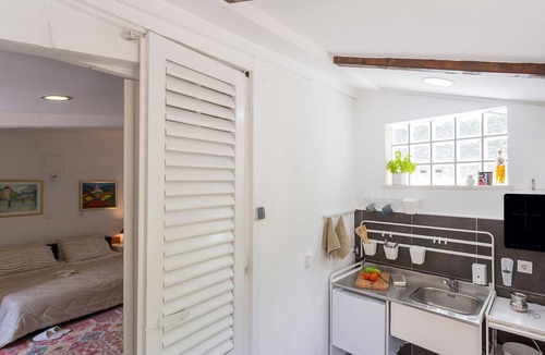Pile Apartment | Private cottage, Captain's suite - 3 min walk to old town & beach