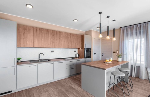 Karigador Apartment | Quercus Village APP 11 mit jacuzzi by Interhome
