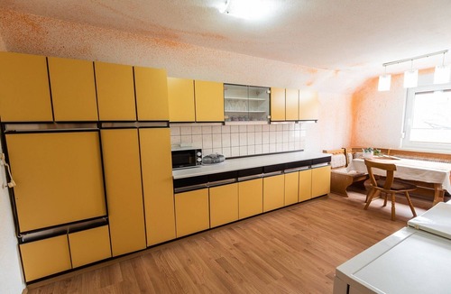 Radovljica Apartment | Quiet and Sunny Apartment with Balcony - Two Bedroom Apartment with Balcony