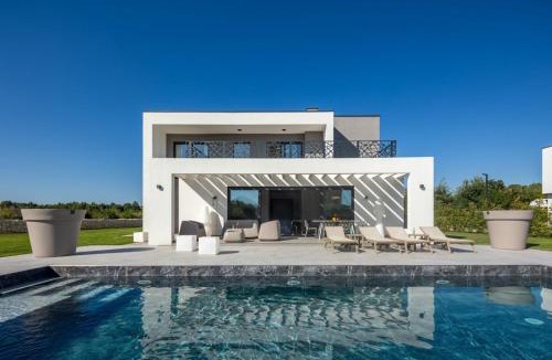 Butkovici Villa | Rapsody Villas Family Resort From season 2027 only familes with children and clients above 27 years allowed
