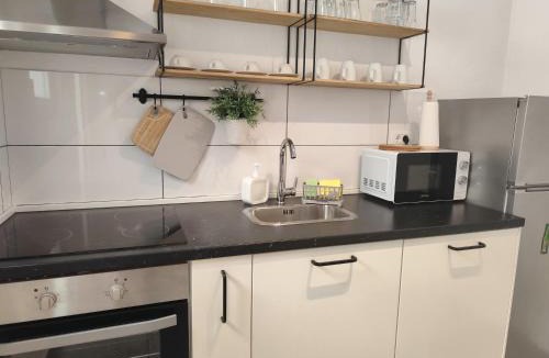 Srinjine Apartment | Relax Escape Jacuzzi Access Near Split