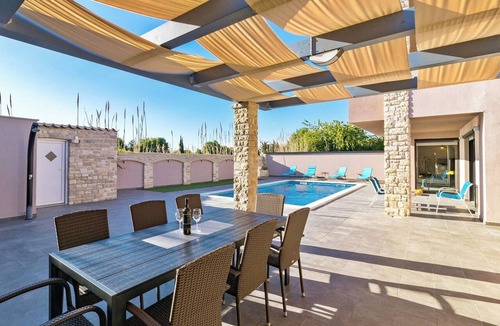 Fazana Villa | Relaxing Villa Philippo with Private Pool