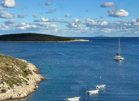Rukavac Apartment | Retro room-Otok Vis