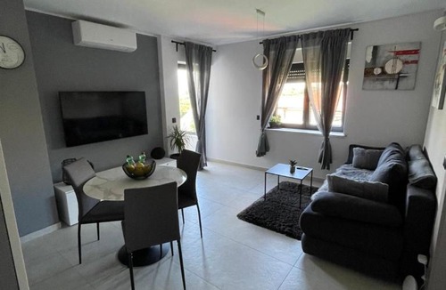Sodici Apartment | Rijeka Relax Apartment with parking