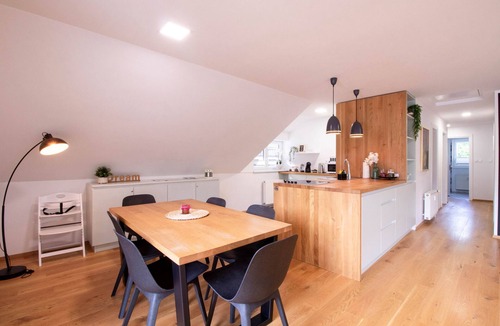Bohinjska Bela Apartment | River Valley Vista Apartment