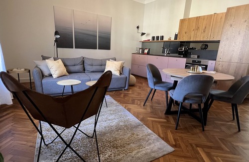 Ljubljana City Centre Apartment | Riverside Apartment Ljubljana with free parking