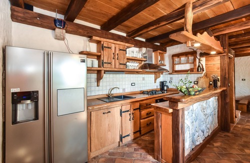 Zastrazisce House | Robinson house with hot tub by the sea Cove Golubinka, Hvar (K-14344)