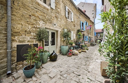 Groznjan House | Romantic holiday home in the heart of medieval Groznjan