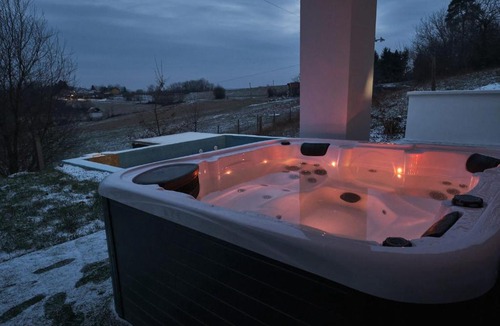 Sveti Juraj na Bregu House | Romantic Retreat with Pool, Jacuzzi & Sauna by Destination GREEN Croatia