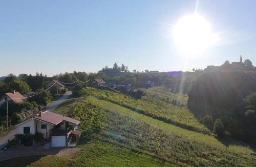 Ormoz House | Romantisches Kellerstöckl - Jeruzalem