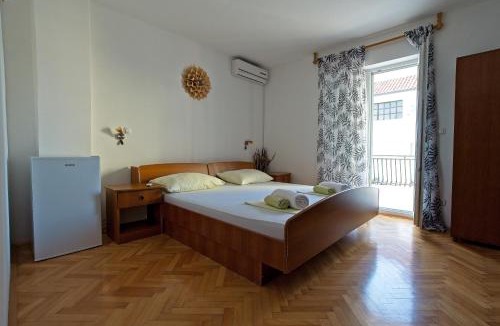 Okrug Gornji House | Room for 2