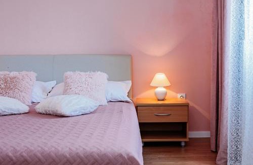 Bozava House | Rooms Emilija