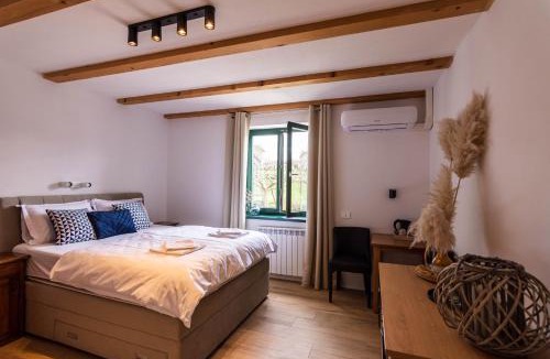 Dobravlje Bed & Breakfast | Rooms&Vinery Bregovi - Sobe in vinska klet Bregovi