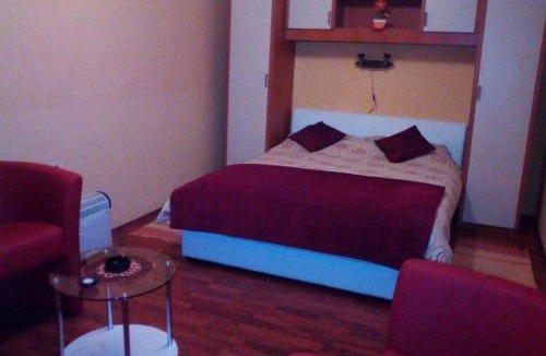 Aljmas House | Rooms Zeko