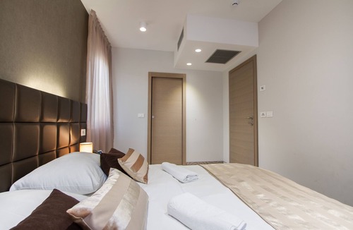 Velika Gorica Hotel | Royal Airport Hotel