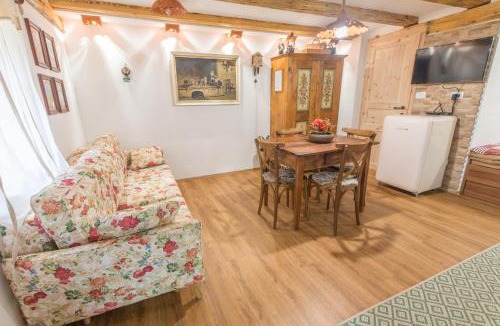 Soca Apartment | Rustic Apartment PETRA