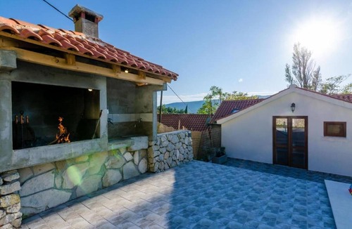 Vodovađa Villa | Rustic villa in Gruda with private pool