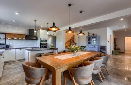 Nin Villa | Rustic Villa Perosa With Heating Pool