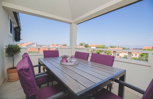 Supetar Apartment | Salsa Brac