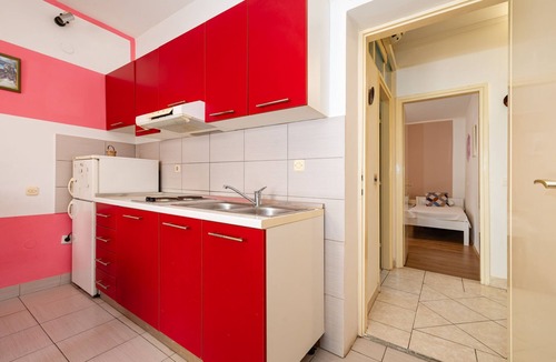 Zrce Apartment | Say close to Center and Beach 6 Kl