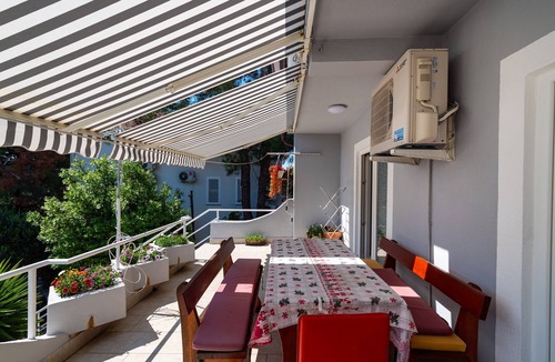 Zrce Apartment | Say close to Center and Beach 6 Kl