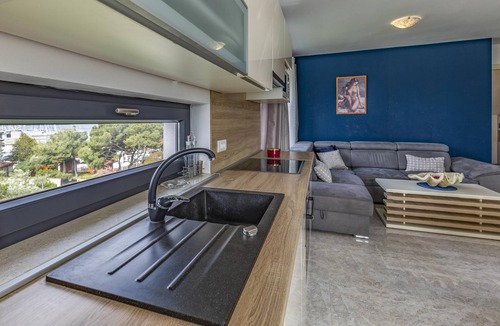 Pomer Apartment | Sea View Bijeca Apartment Aron