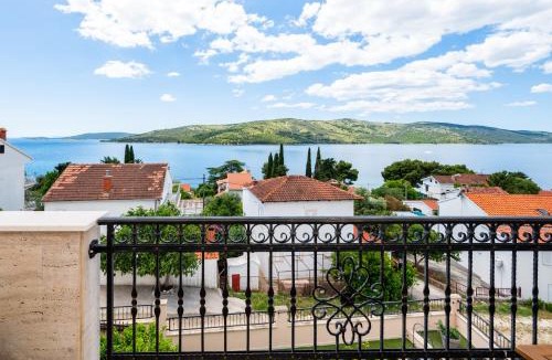 Seget Vranjica Apartment | Sea View