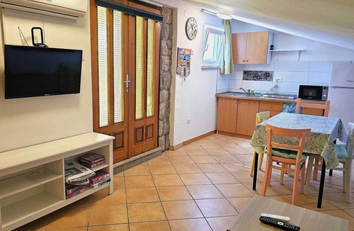 Crikvenica Apartment | Sea view+parking, 100m to beach