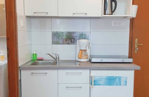 Crikvenica Apartment | Sea view+parking, 100m to beach