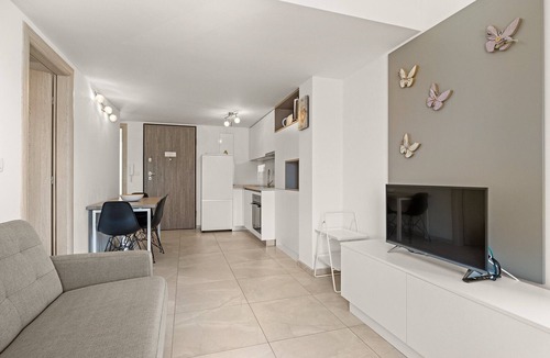 Cres Apartment | Sea View Relaxation - Apt Paula, Island Cres