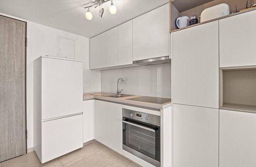 Cres Apartment | Sea View Relaxation - Apt Paula, Island Cres