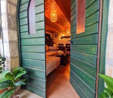 Baska Voda Villa | Sea view stone house Donkey