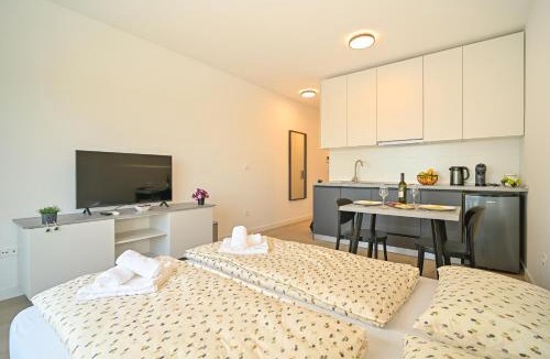 Znjan Apartment | Seaside Escape Apartments