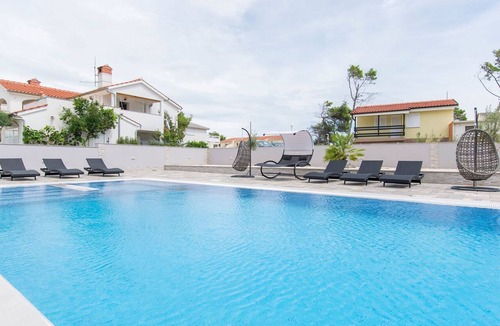 Vir House | Seaside family friendly house with a swimming pool Vir (K-24816)