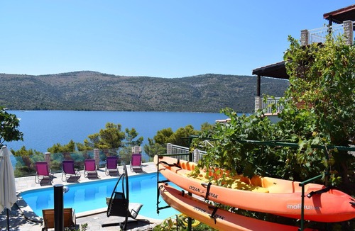 Poljica House | Seaside Villa Lara with heated swimming pool