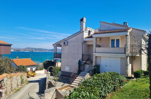 Crveni Vrh Apartment | Seaview apartment Marta