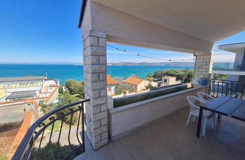 Crveni Vrh Apartment | Seaview apartment Marta
