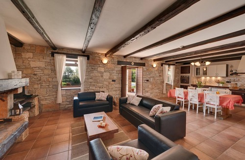 Tinjan Villa | Secluded Villa, large refreshing pool, tranquility, family&pet friendly